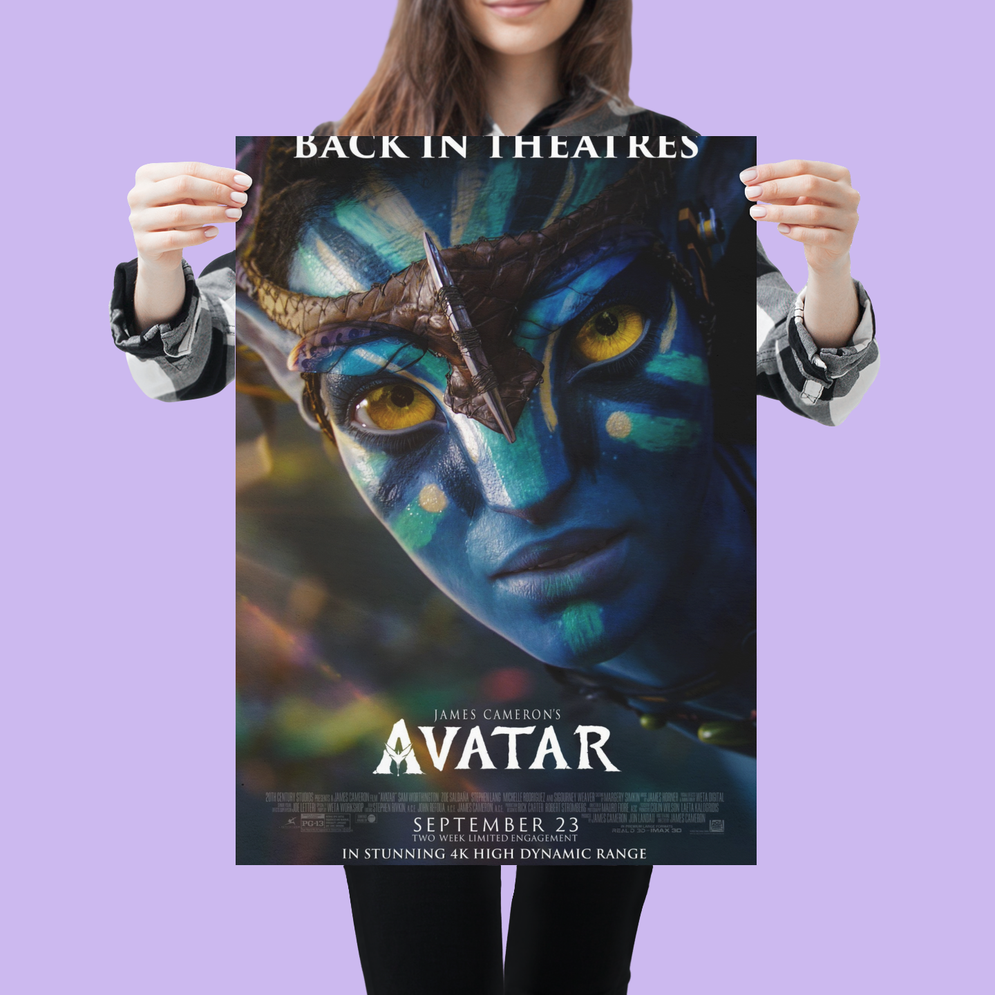 Poster phim Avatar với Sam Worthington và Zoe Saldana mang tới cho khán giả một thế giới tưởng tượng đầy màu sắc, kỳ bí và kịch tính. Với chất lượng hình ảnh hoàn hảo, đây là tác phẩm khó có thể quên đối với những ai đã từng xem.